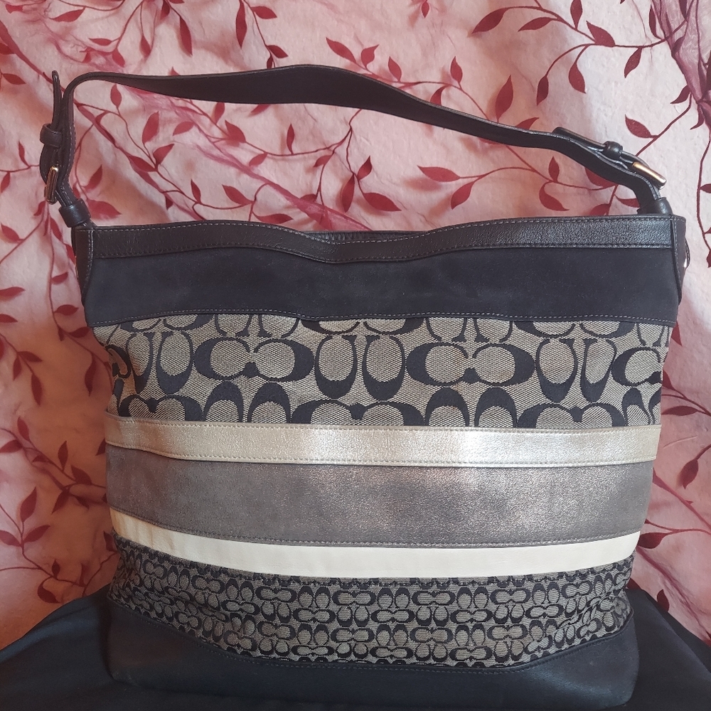 Coach tote - Picture 2 of 5